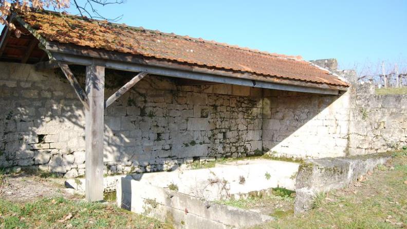 Ce lavoir bien conservé gagnerait à être valorisé - Prignac-et-Marcamps
