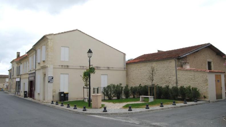 Une émergence de l'espace public encore timide, sans réflexion à l'échelle du village - Saint-Estèphe