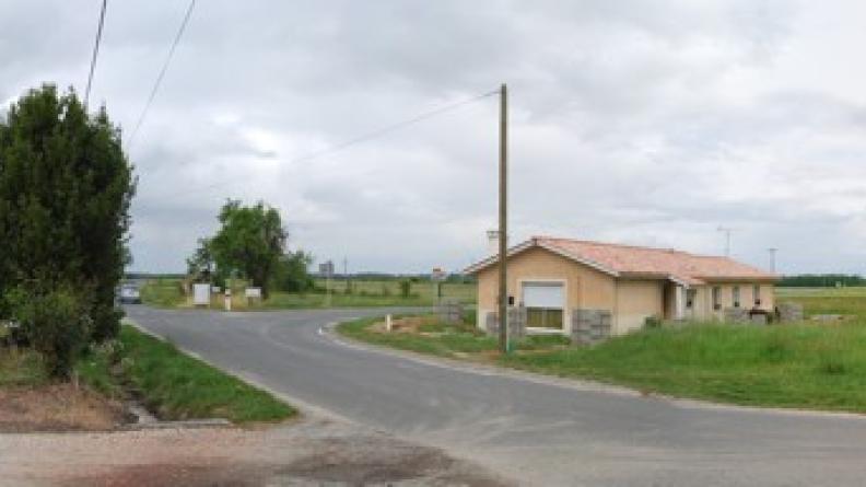 Les constructions en périphéries rognent sur les prairies des pourtours villageois - Listrac-Médoc