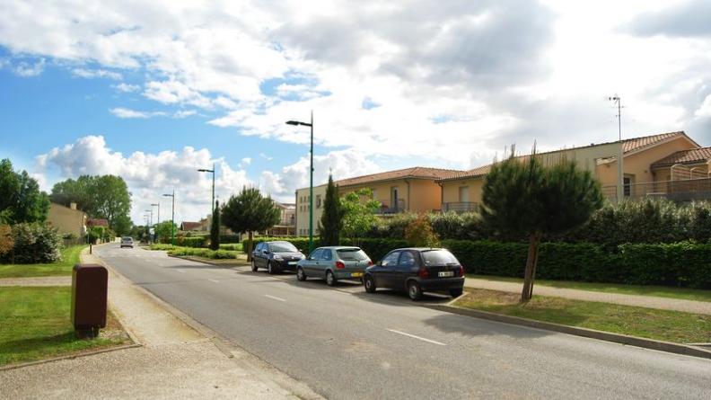 Quelques logements proches du centre forment un quartier de petits collectifs - Ludon-Médoc