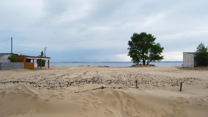 La plage de la Chambrette fait face à celle de Saint-Georges-de-Didonne - Le Verdon-sur-Mer