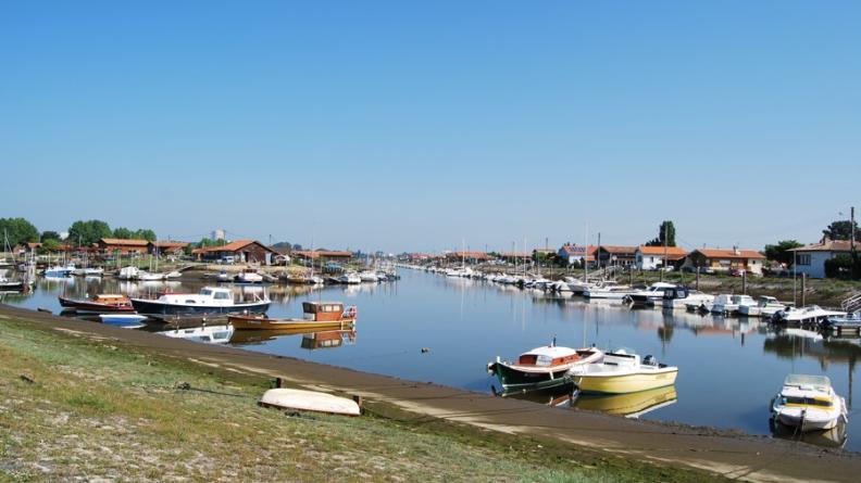 Le port ostréicole de La-Teste-de-Buch