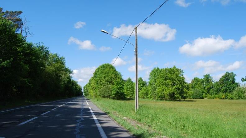 Fin de l'urbanisation au fil de la RD1250 en sortie de Pessac