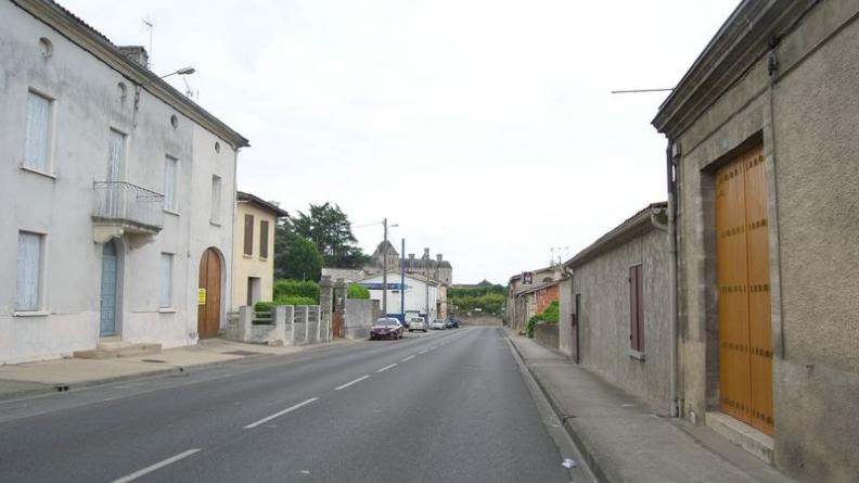 L’ancien axe de la RD10 reste peu amène encore aujourd’hui - Béguey