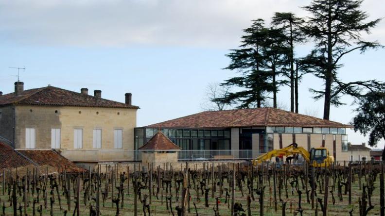 Les bâtiments récents peuvent s'inscrire dans la typologie des constructions locales - Saint-Emilion