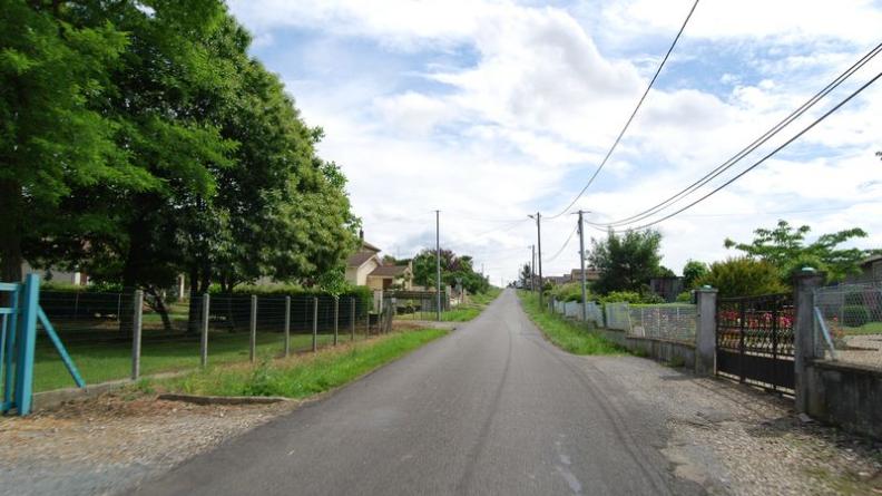 Etalement urbain au fil de la route - Saint-Seurin-de-Bourg