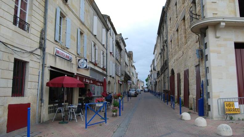 Le bourg ancien présente une densité importante et un bâti de qualité - Blaye
