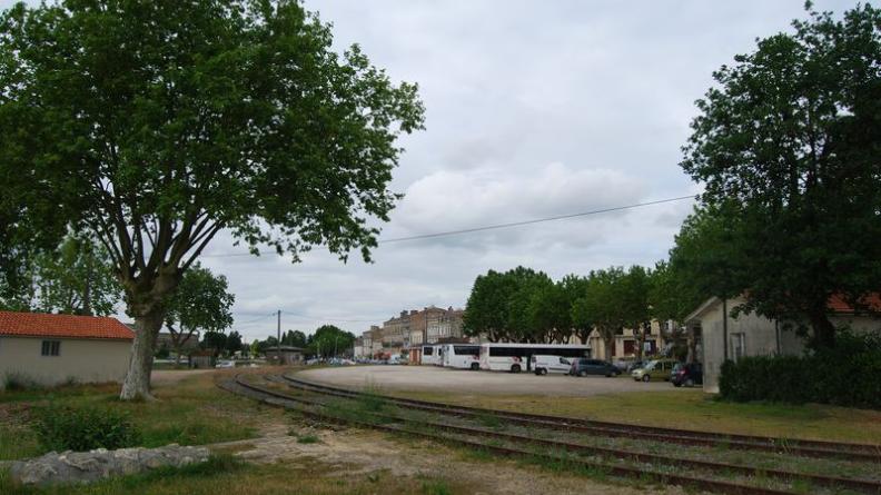 Les abords du port méritent un aménagement plus qualitatif - Blaye