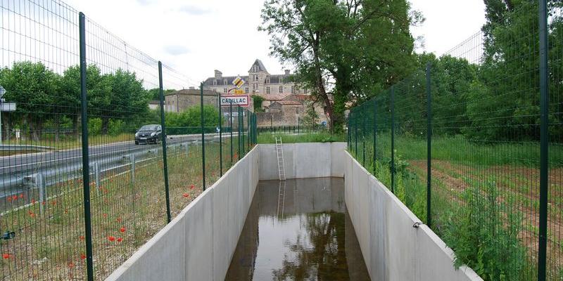Ce bassin lié à la déviation de la RD10 dégrade les paysages de la vallée - Béguey