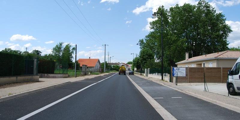 Très proche du centre de Galgon, ce quartier peu dense n'offre d'espace qu'à la voiture
