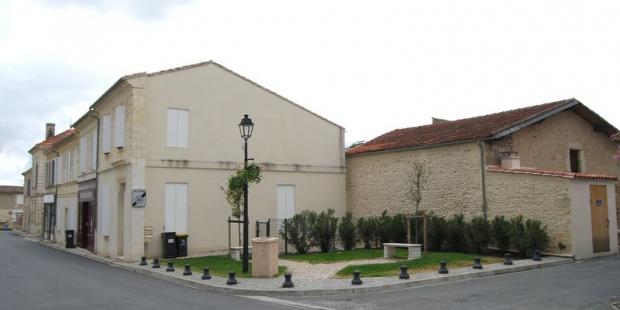 Une émergence de l'espace public encore timide, sans réflexion à l'échelle du village - Saint-Estèphe