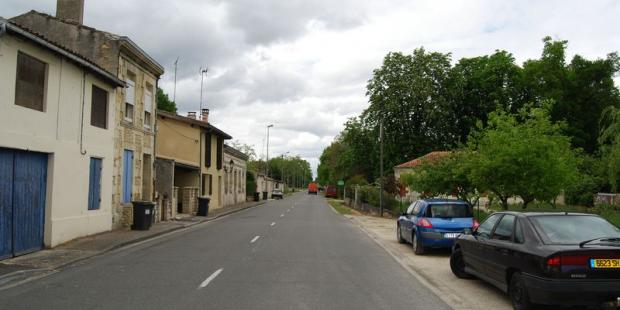 La proximité entre ville et forêt peut permettre de développer une lisière urbaine inscrite dans le paysage - Saint-Laurent-Médoc