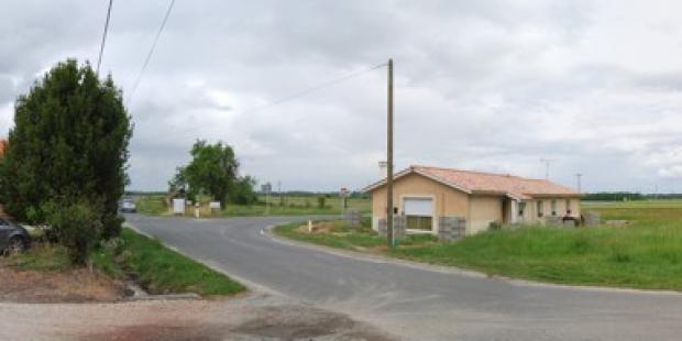 Les constructions en périphéries rognent sur les prairies des pourtours villageois - Listrac-Médoc