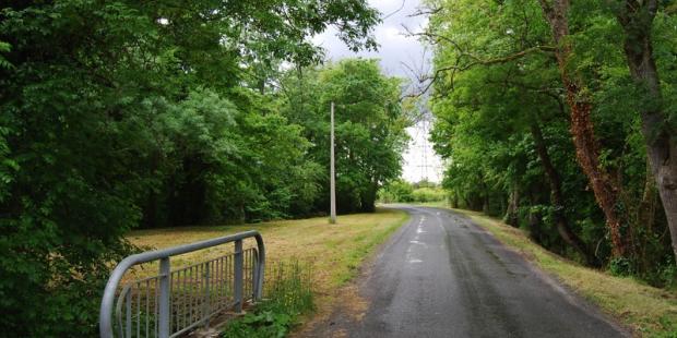 Le franchissement de la rivière n'est pas mis en valeur - Moulis-en-Médoc