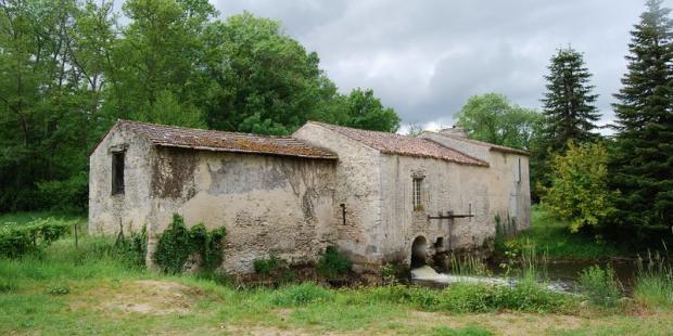 Beau patrimoine bâti lié à la jalle : le moulin de Tiquetorte - Moulis-en-Médoc 