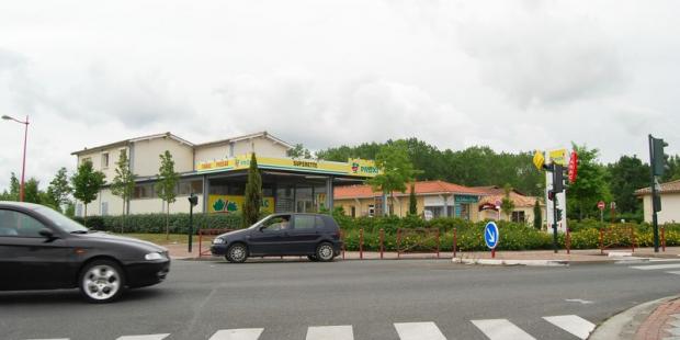 Sans vrai cœur de village, Saint-Vincent-de-Paul se laisse dominer par des extensions malvenues - Saint-Vincent-de-Paul