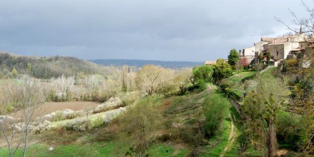 Le vallon de la Durèze, avant sa confluence avec la Gironde, Gensac