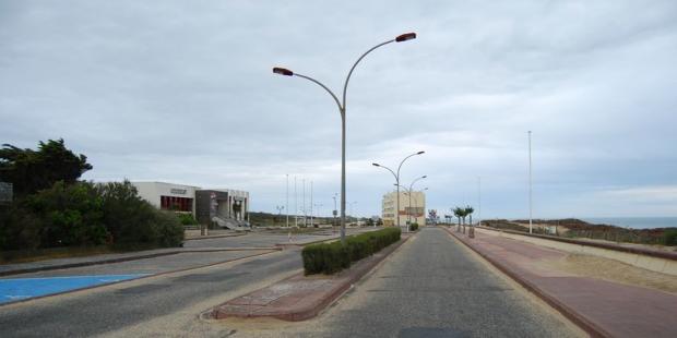 Le sud du front de mer présente un visage moderne, hérité des années 1960 et 1970 - Soulac-sur-Mer