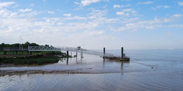 Ponton au port des Callonges - Saint-Ciers-sur-Gironde 