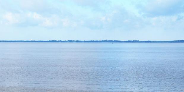 Vue sur le Médoc depuis le port de Vitrezay - Saint-Ciers-sur-Gironde