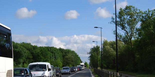L'encombrement des axes routiers aux alentours de Bordeaux aux heures de pointe est révélateur de la prépondérance des déplacements automobiles par rapports aux modes de transports doux ou collectifs. 
