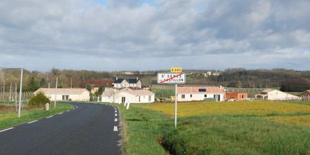 L'habitat pavillonnaire banal implanté hors des villages a une incidence négative sur les paysages - Saint-Genès-de-Castillon