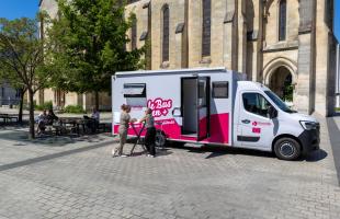 Bus en +, aller vers, toujours plus