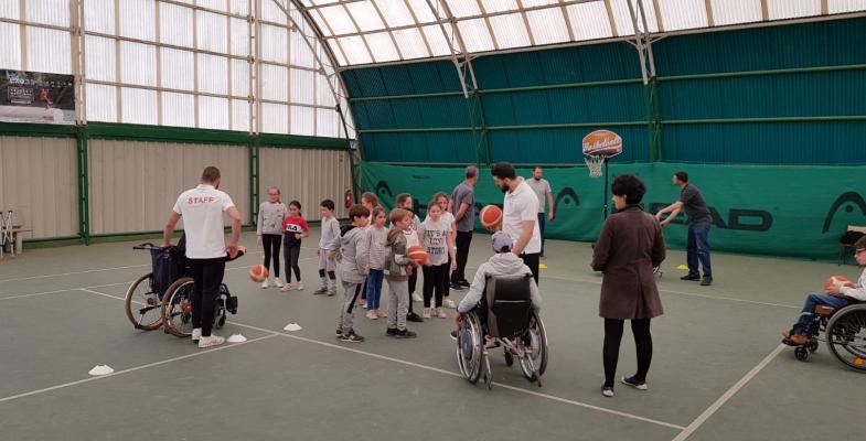 Sport pour tous, tous au sport