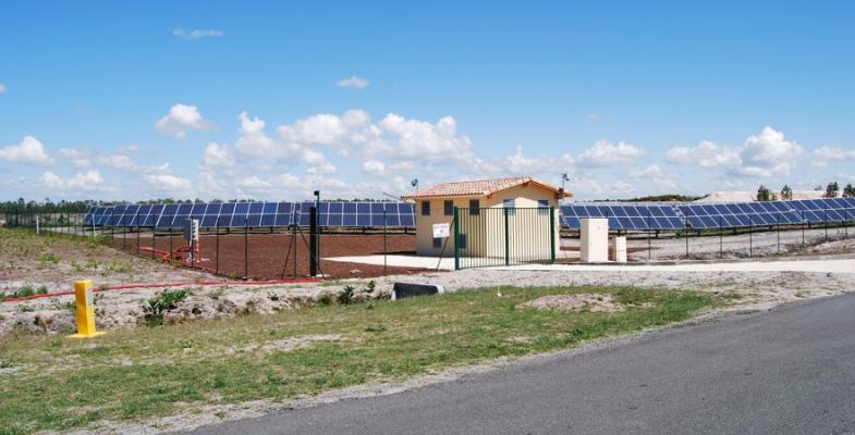 La question de l'intégration paysagére des Parcs photovoltaïque est à étudier finement afin de respecter les paysages girondins.