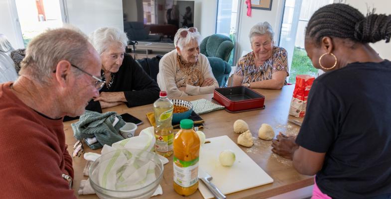 Atelier cuisine à l'habitat inclusif Les Martinets