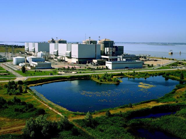 Centrale du Blayais au bord de l'Estuaire de la Gironde